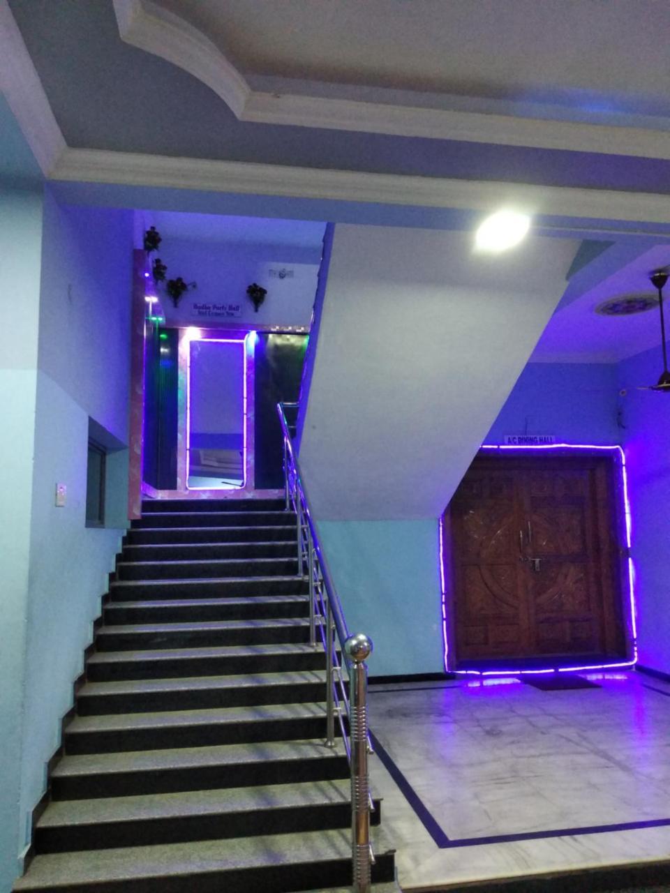 Radha Party Hall Kanchipuram Bagian luar foto