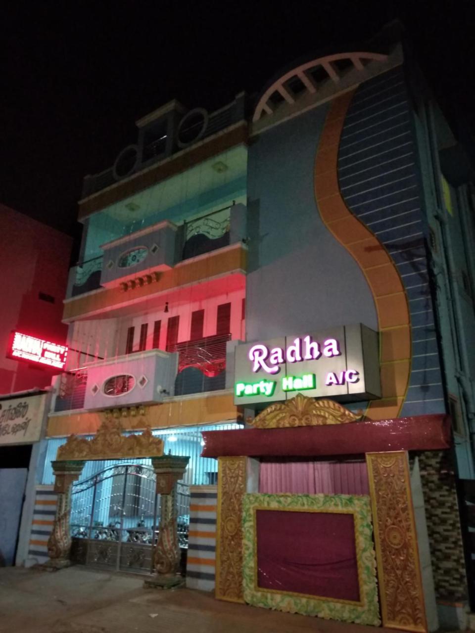 Radha Party Hall Kanchipuram Bagian luar foto